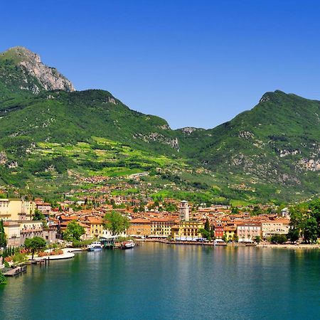 Residenza Il Cavaliere Del Lago - Happy Rentals Riva del Garda Extérieur photo