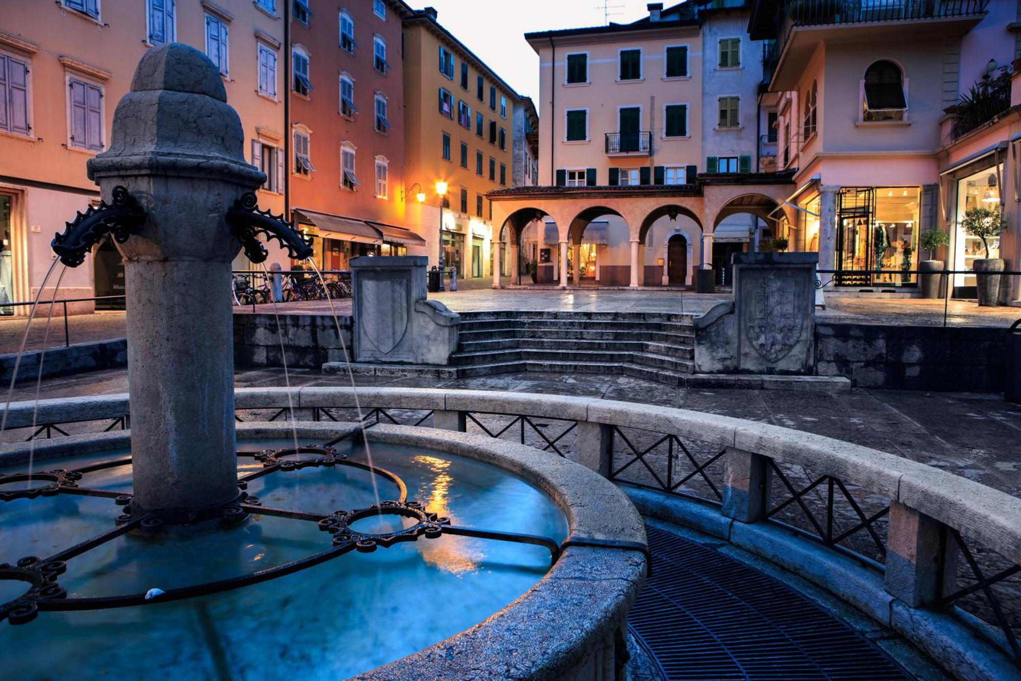 Residenza Il Cavaliere Del Lago - Happy Rentals Riva del Garda Extérieur photo